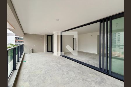 Sacada de apartamento à venda com 4 quartos, 193m² em Brooklin, São Paulo