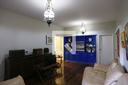 Sala de TV de apartamento à venda com 4 quartos, 490m² em Serra, Belo Horizonte