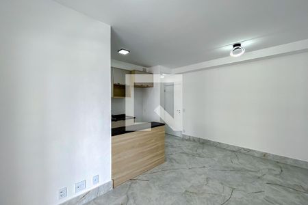 Sala de apartamento para alugar com 2 quartos, 75m² em Quarta Parada, São Paulo