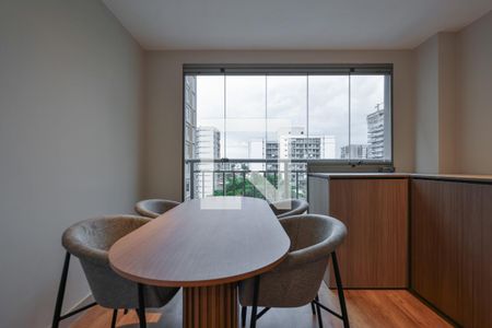 Sala/Cozinha de apartamento para alugar com 1 quarto, 44m² em Indianópolis, São Paulo