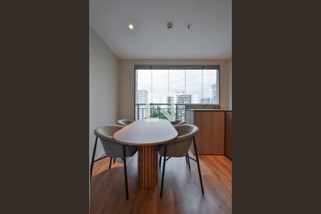 Sala/Cozinha de apartamento para alugar com 1 quarto, 44m² em Indianópolis, São Paulo