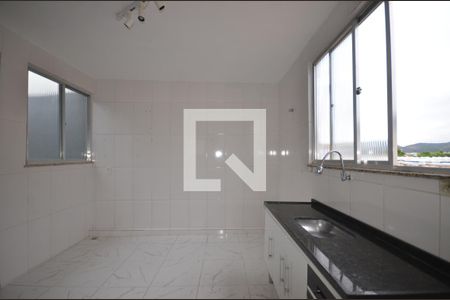 Cozinha de casa de condomínio para alugar com 3 quartos, 100m² em Bento Ribeiro, Rio de Janeiro