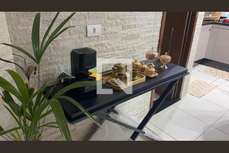 Sala de casa de condomínio à venda com 2 quartos, 118m² em Bairro dos Casa, São Bernardo do Campo