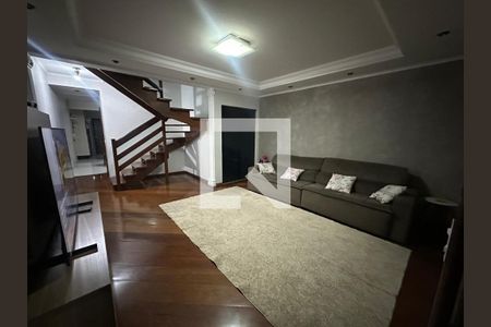 Casa à venda com 3 quartos, 190m² em Parque das Nações, Santo André