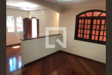 Casa à venda com 3 quartos, 262m² em Parque Marajoara, Santo André