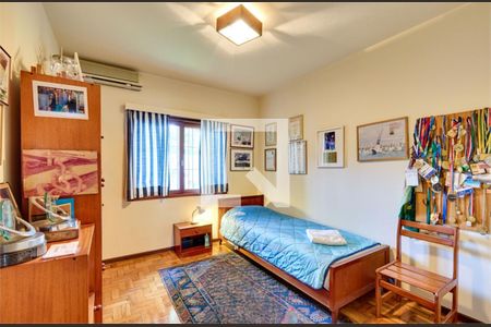 Casa à venda com 3 quartos, 185m² em Jardim Petropolis, São Paulo