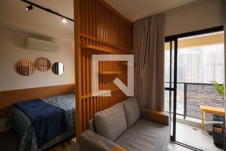 Studio de kitnet/studio para alugar com 1 quarto, 27m² em Jardim das Acácias, São Paulo