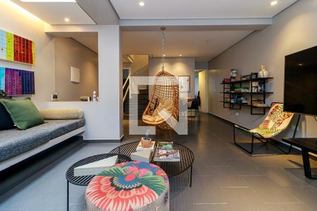 Sala de casa à venda com 3 quartos, 125m² em Santo Amaro, São Paulo