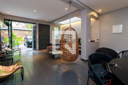 Sala de casa à venda com 3 quartos, 125m² em Santo Amaro, São Paulo