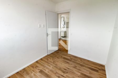 Quarto 2 de apartamento para alugar com 2 quartos, 40m² em Jardim Maria Duarte, São Paulo