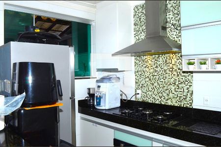 Cozinha de apartamento à venda com 2 quartos, 80m² em Dom Silvério, Belo Horizonte