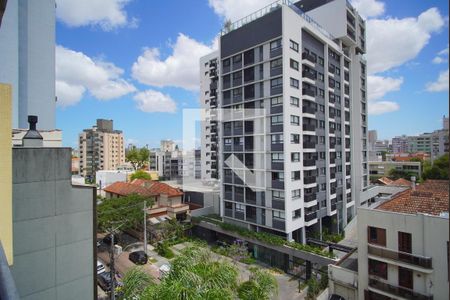 Varanda - Vista de apartamento à venda com 3 quartos, 500m² em Rio Branco, Porto Alegre