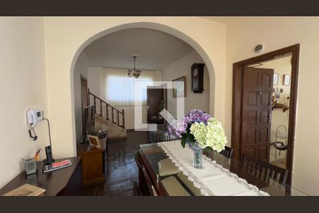 Casa à venda com 5 quartos, 450m² em São Lucas, Belo Horizonte