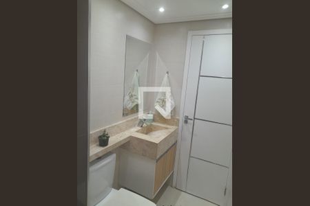 Banheiro de apartamento à venda com 3 quartos, 65m² em Utinga, Santo André