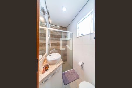 Banheiro  de apartamento à venda com 2 quartos, 90m² em Vila Linda, Santo André