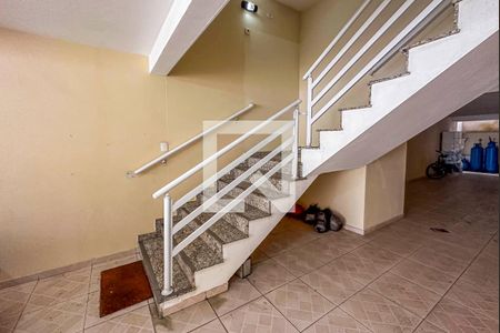Acesso e garagem de apartamento à venda com 2 quartos, 90m² em Vila Linda, Santo André