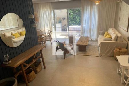 Casa à venda com 3 quartos, 188m² em Chácara Monte Alegre, São Paulo