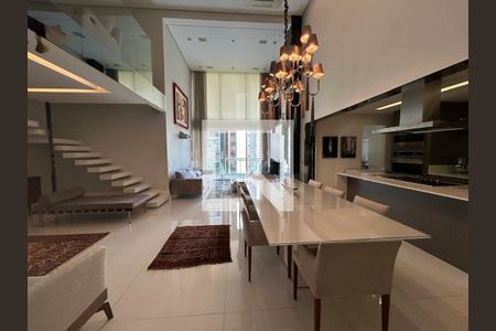 Apartamento à venda com 4 quartos, 250m² em Campo Belo, São Paulo