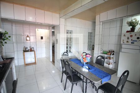 Cozinha de casa à venda com 4 quartos, 150m² em Teixeira Dias, Belo Horizonte