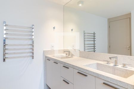 Banheiro da Suíte 1 de apartamento para alugar com 2 quartos, 109m² em Jardim Paulista, São Paulo