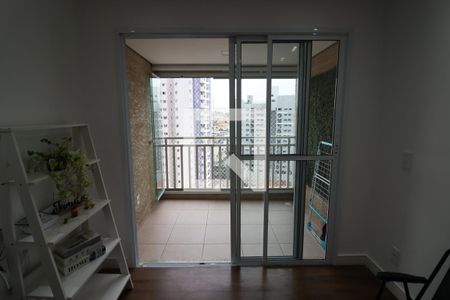 Sala de apartamento à venda com 2 quartos, 62m² em Km 18, Osasco