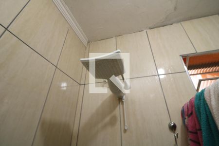 Banheiro da Suíte de casa à venda com 2 quartos, 150m² em Jardim Tango, São Paulo