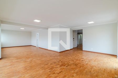 Sala de apartamento à venda com 3 quartos, 216m² em Moema, São Paulo