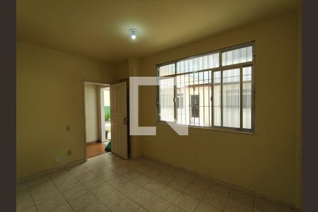 Sala de apartamento para alugar com 2 quartos, 52m² em Taquara, Rio de Janeiro