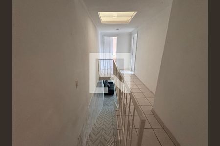 Corredor de casa para alugar com 2 quartos, 150m² em Centro, São Leopoldo