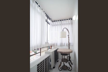 Sala de apartamento para alugar com 2 quartos, 150m² em Bela Vista, São Paulo