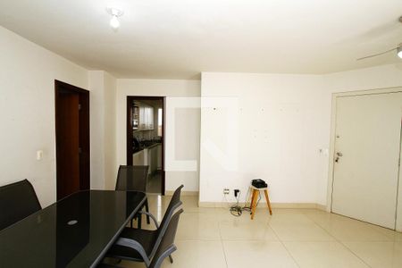 Sala de apartamento para alugar com 3 quartos, 114m² em Cruzeiro, Belo Horizonte