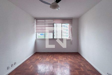 Apartamento para alugar com 4 quartos, 121m² em Pinheiros, São Paulo