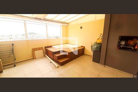 Apartamento à venda com 2 quartos, 67m² em Pestana, Osasco