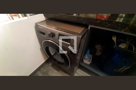 Apartamento à venda com 2 quartos, 67m² em Pestana, Osasco