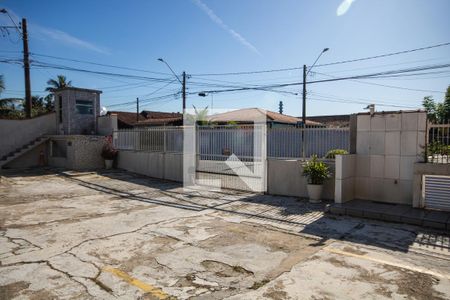 Garagem de kitnet/studio para alugar com 1 quarto, 33m² em Jardim Melvi, Praia Grande