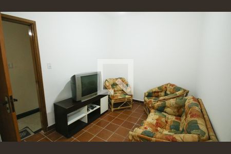 Sala de kitnet/studio para alugar com 1 quarto, 33m² em Jardim Melvi, Praia Grande