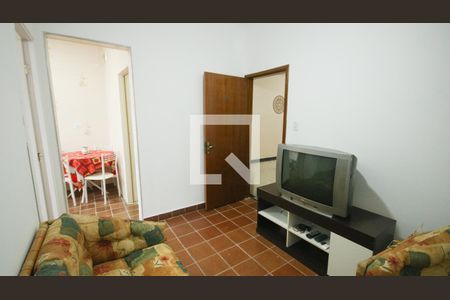Sala de kitnet/studio para alugar com 1 quarto, 33m² em Jardim Melvi, Praia Grande