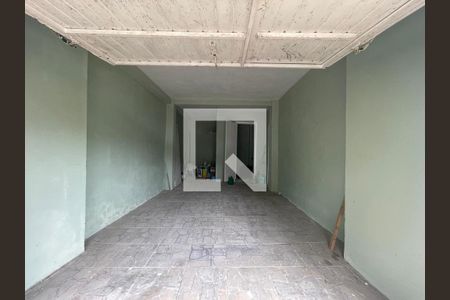 Garagem de casa à venda com 2 quartos, 106m² em São José, Novo Hamburgo