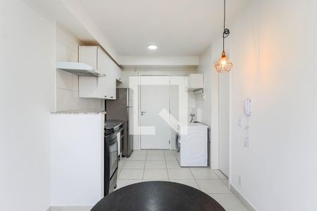 Sala de apartamento para alugar com 1 quarto, 28m² em Parque Maria Helena, São Paulo