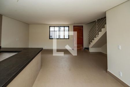 Casa à venda com 3 quartos, 121m² em Vila Cloris, Belo Horizonte