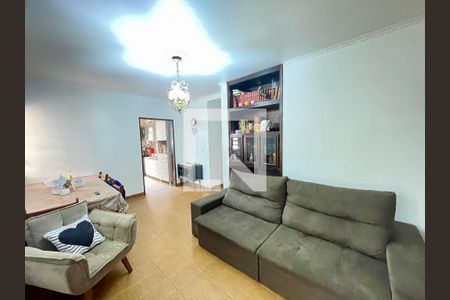 Sala 2 de casa à venda com 6 quartos, 400m² em Vila Barros, Guarulhos