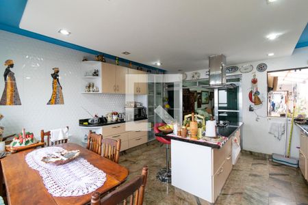 Cozinha de casa à venda com 10 quartos, 300m² em Parque Jabaquara, São Paulo