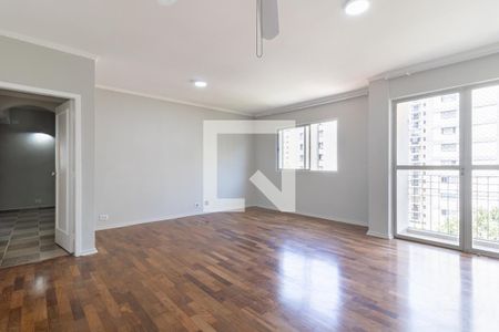 Sala de apartamento para alugar com 3 quartos, 128m² em Moema, São Paulo