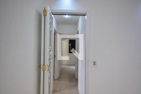 Corredor de apartamento à venda com 3 quartos, 65m² em Vila Progredior, São Paulo