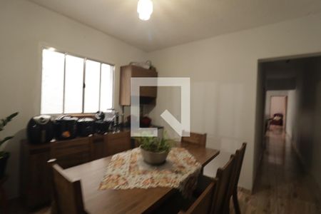 Casa à venda com 4 quartos, 212m² em Jardim Mirante, Várzea Paulista
