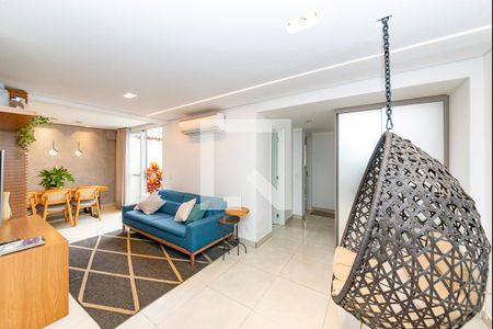 Sala de apartamento à venda com 3 quartos, 135m² em Prado, Belo Horizonte