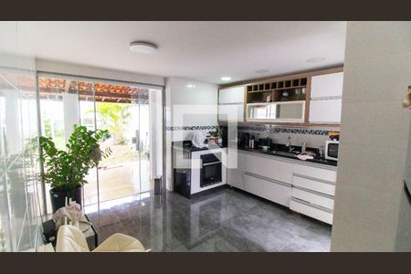 Casa para alugar com 4 quartos, 325m² em Maravista, Niterói