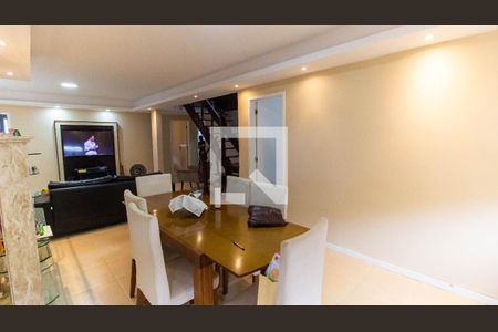 Casa para alugar com 4 quartos, 325m² em Maravista, Niterói