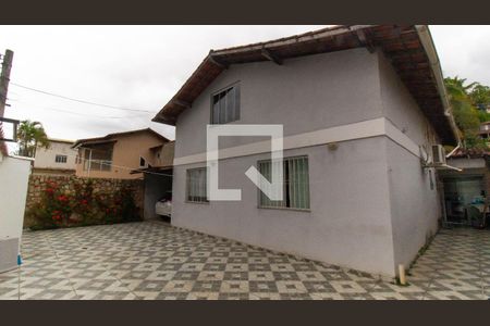 Casa para alugar com 4 quartos, 325m² em Maravista, Niterói