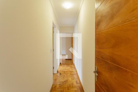 Corredor de apartamento à venda com 2 quartos, 60m² em Vila Olímpia, São Paulo